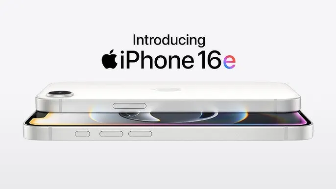 Это бюджетный iPhone 16e. Дизайн без кнопки Home, одинарная камера, старый вырез