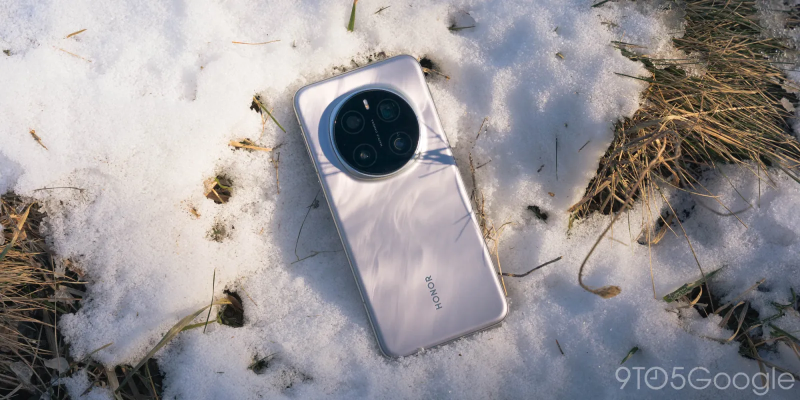 Honor Magic 7 Pro завезли в Россию. Камерофон с эталонным дисплеем отдают с подарком
