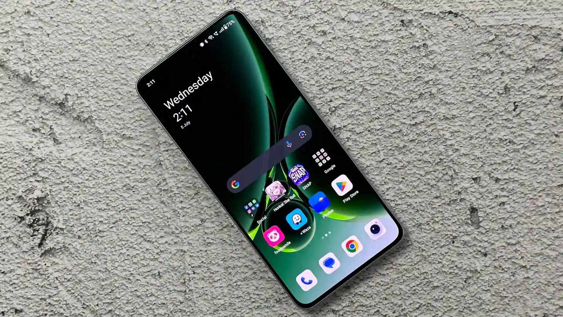 Забытый хит OnePlus окончательно подешевел. Его можно смело брать и в 2025 году 