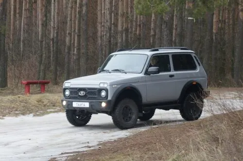 Вот так выглядит Niva за 1,5 миллиона рублей. Улучшили ходовую часть и добавили светодиодные фары