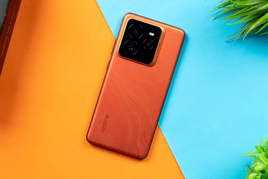 Топовый Realme подешевел на Маркете. У него шикарное железо и реактивная зарядка 