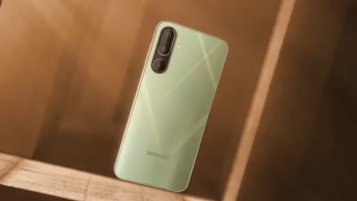 У Samsung вышли новые Galaxy за копейки. Они реально могут конкурировать с китайскими бюджетниками