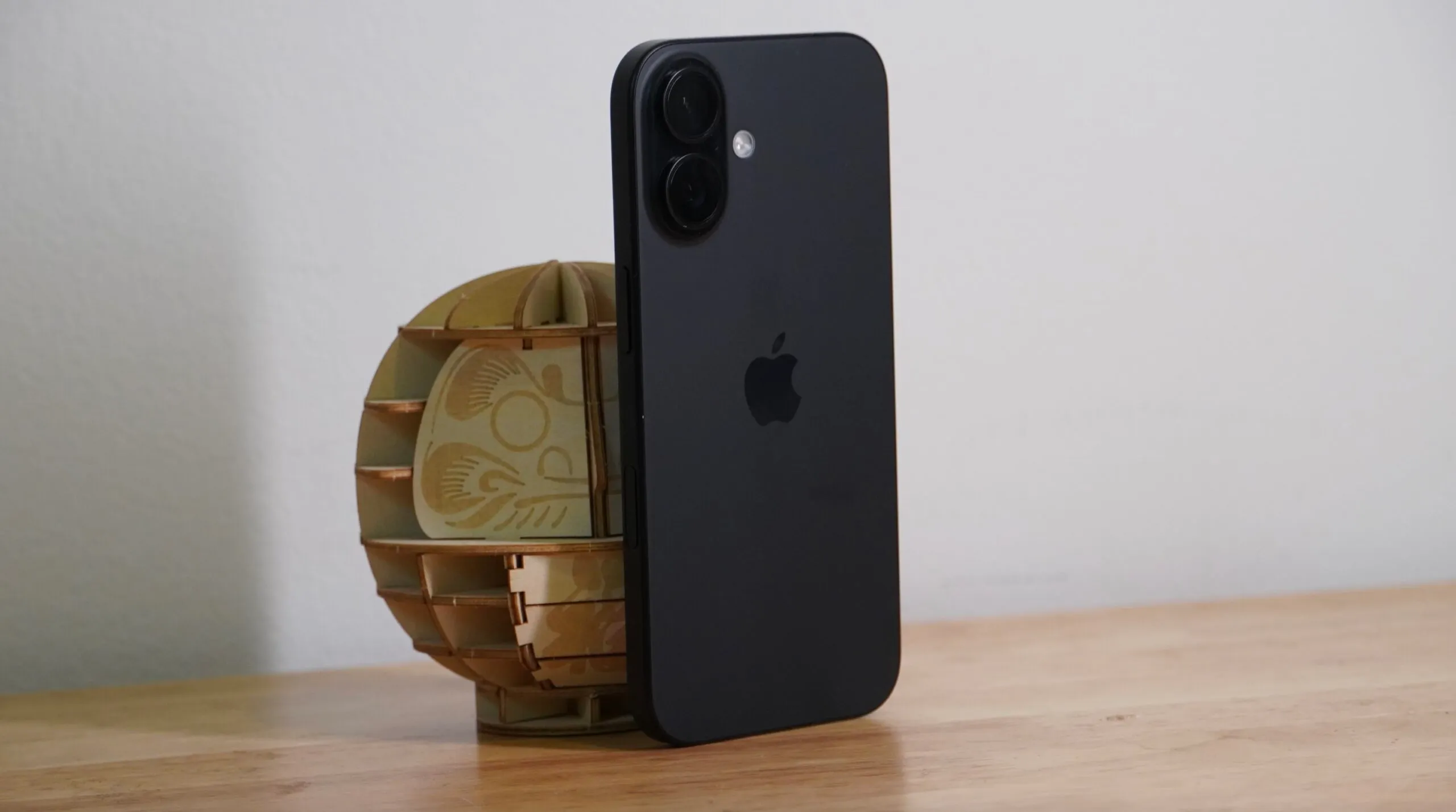 Почти все iPhone подешевели в России. Чтобы урвать лучший, нужно поспешить