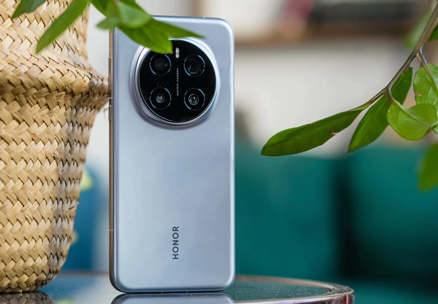 Плюсы и минусы Honor Magic 7 Pro. Вот всё, что нужно знать о флагманском камерофоне