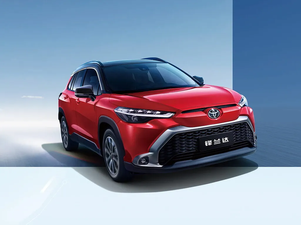 В России подешевел кроссовер на базе Toyota Corolla. В декабре за Frontlander просили на 700 тысяч рублей больше