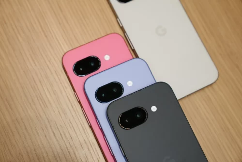 Google Pixel 9a получил новый дизайн и свежий чип. У него двойная камера, увеличенный аккумулятор и 7 лет обновлений Android