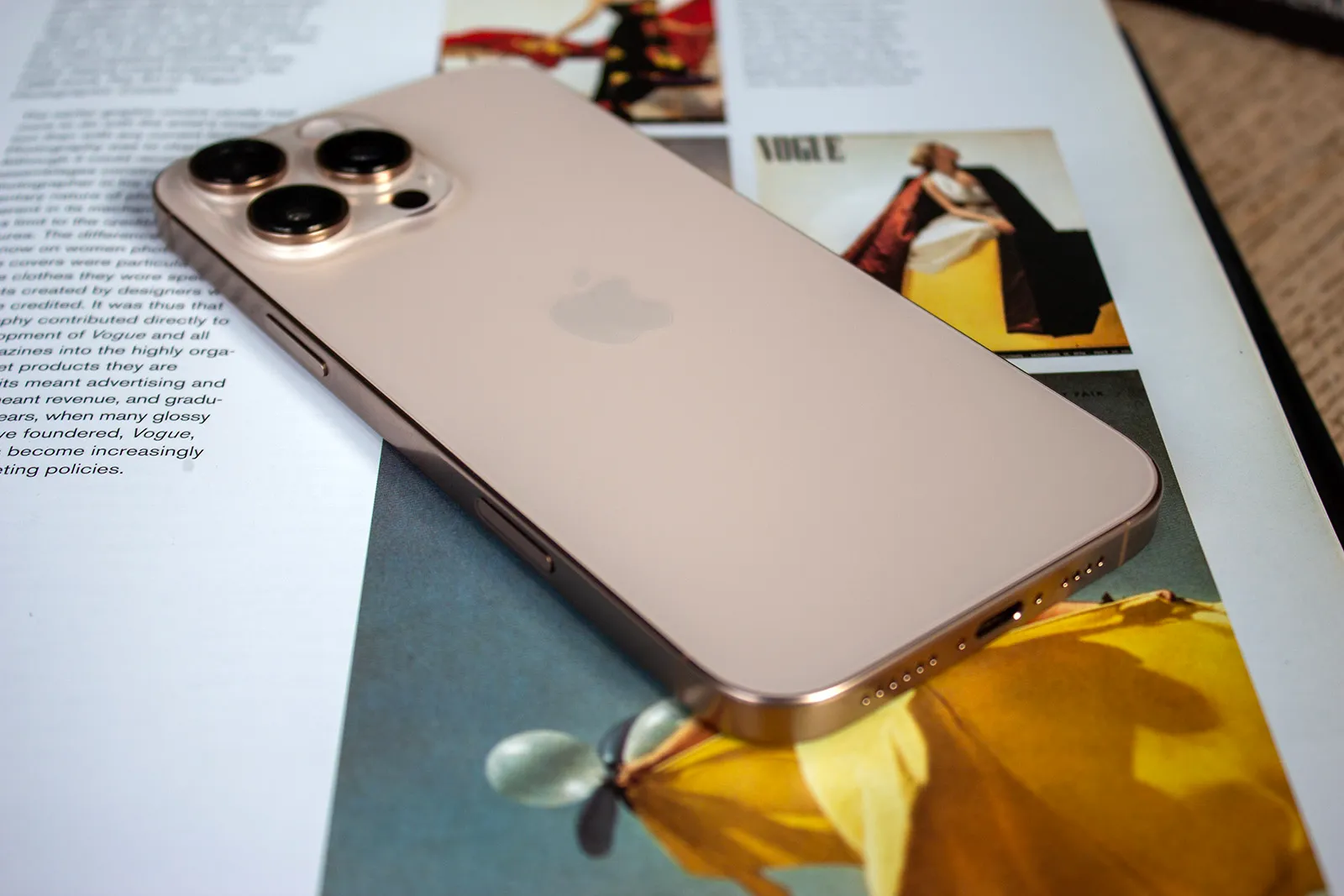 iPhone 16 Pro Max стремительно дешевеет в России. Флагман уже можно взять по комфортной цене