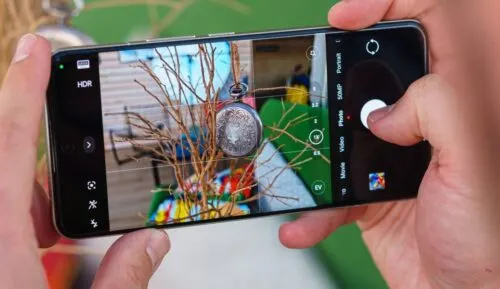 5 камерофонов, которые стоит брать весной 2025 года. От компактного Vivo до свежего Xiaomi