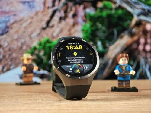 Титановые смарт-часы Huawei обесценились на Маркете. Хватаем, пока они есть в наличии