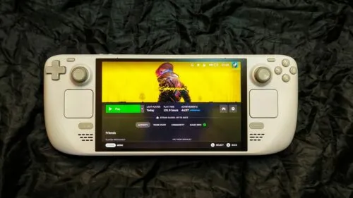 Самое время брать Steam Deck OLED. Лучшая консоль 2025 года окончательно подешевела в России