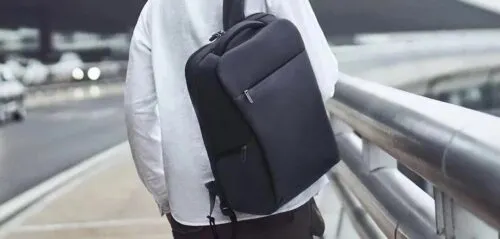 Самый вместительный рюкзак Xiaomi сливают по минимальной цене. Он идеален для путешествий и не только