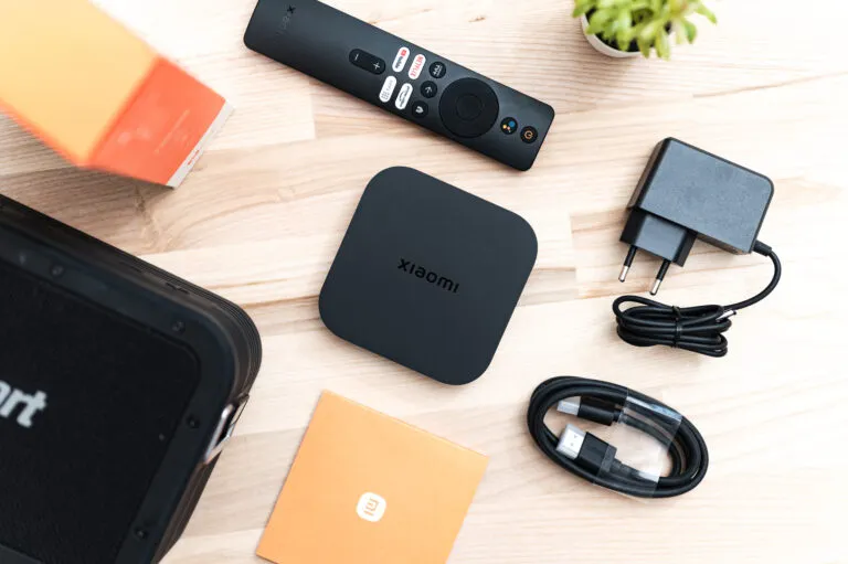 Легендарная ТВ-приставка Xiaomi обесценилась. Она с легкостью прокачает ваш старый телевизор