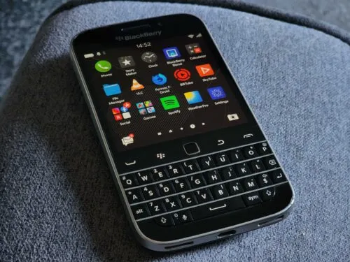 Смартфоны BlackBerry вернутся на рынок? Что известно о преемнике культовых кнопочных телефонов