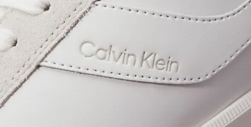 Обувь от Calvin Klein подешевела на Яндекс Маркете. 3 модели, которые нужно брать