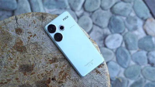 «Прекрасный аппарат». Сверхмощный Xiaomi Poco подешевел на Маркете