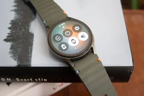 5 моделей смарт-часов, которые стоит брать в марте 2025 года. От доступных Xiaomi до оптимальных Apple Watch