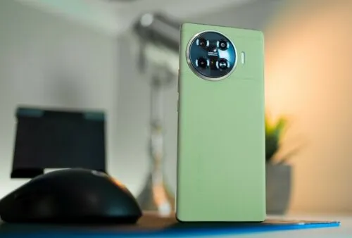 Tecno Spark 20 Pro+ – смартфон с отличным экраном и уникальной фронталкой. Обзор классного бюджетника за 20 тысяч рублей