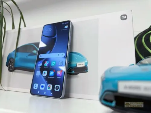 Этот Xiaomi — самый сбалансированный смартфон бренда. У него шикарный экран, топовое железо и крутые камеры