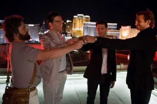 8 названий фильмов с ужасным переводом на русский. В соцсетях вспомнили не только «1+1» и «Мальчишник в Вегасе»