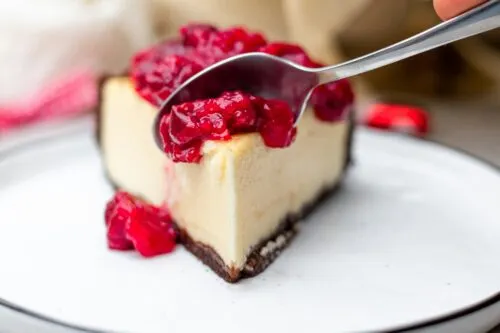 В соцсетях выбирают худший десерт. Прилетело даже чизкейку