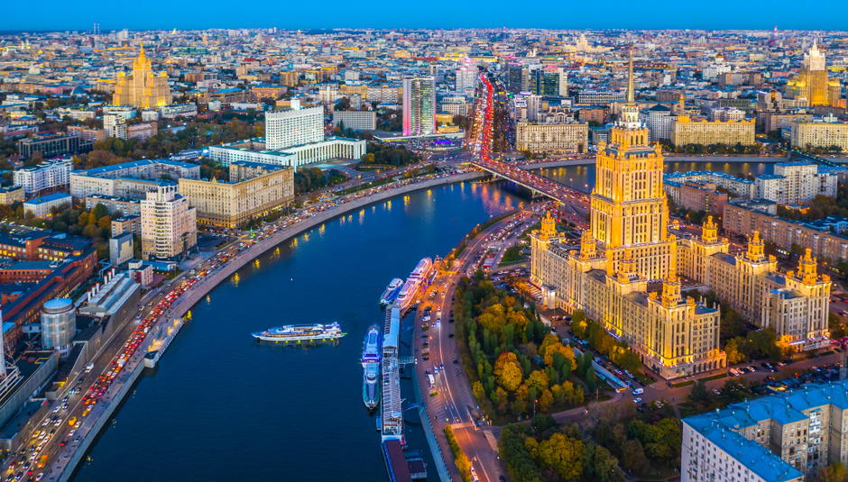 Блогер доказал, что москвичи с зарплатой 300 тысяч рублей – нищие