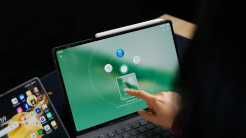 3 крутых планшета с шикарными экранами. Бестселлер Honor и другие хиты