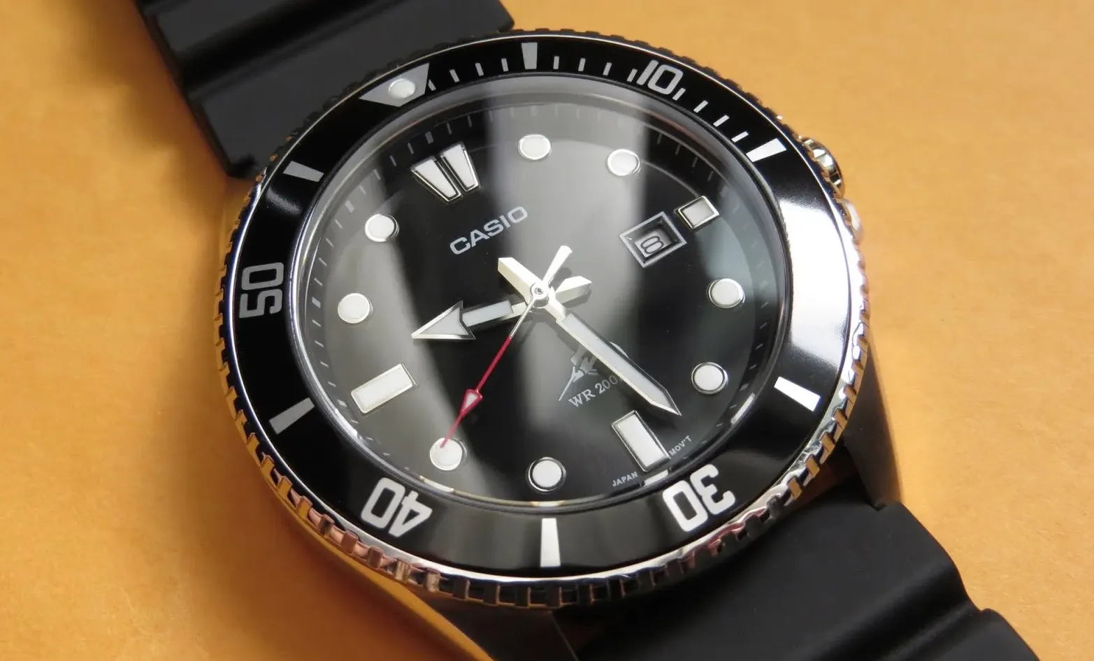 Топ-6 классических часов Casio, которые носят знаменитости. Вы точно видели такие у Райана Гослинга и Билла Гейтса