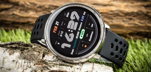 Amazfit только выпустила новые смарт-часы, а их уже сливают со скидкой в России. Однозначный хит в своём бюджете
