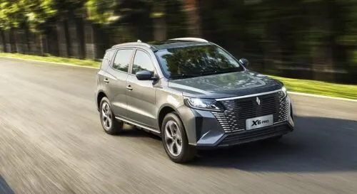 Автомобили Livan резко подешевели в России. Например, народный Livan X3 Pro теперь доступнее Lada Vesta