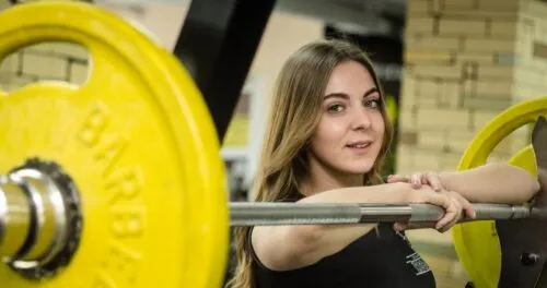 Почему фитнес-клубы не публикуют цены на своих сайтах? Оказывается, из-за этой особенности можно сэкономить