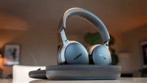 5 моделей полноразмерных наушников, которые стоит брать в 2025 году. От JBL до AirPods Max