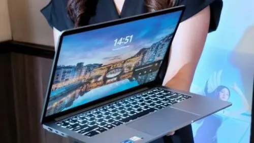 Нашли идеальный ноутбук для офисной работы. У него ультракомпактные габариты и шикарный экран