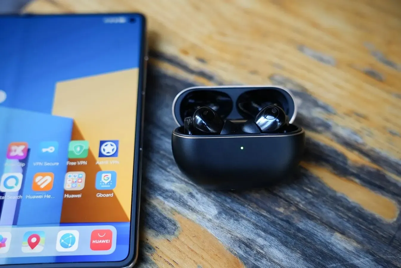 5 самых выгодных моделей беспроводных наушников в апреле 2025 года. От Nothing до AirPods