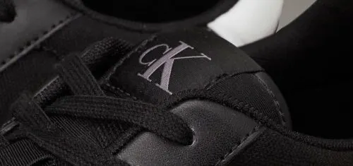 Обувь от Calvin Klein получила топовые скидки. Вот классные модели на весну и лето