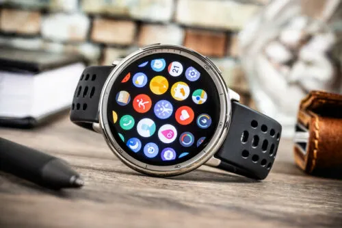 Очередной хит от Amazfit сливают за бесценок. Это главный претендент на звание лучших смарт-часов 2025 года