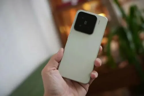 Недооцененный флагман Xiaomi рухнул в цене. Теперь его точно стоит брать