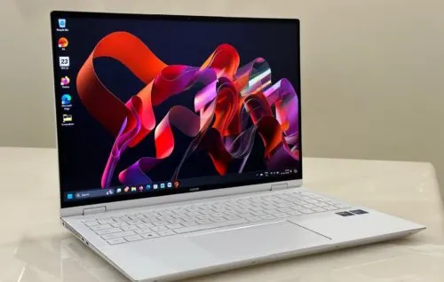 Топовый ультрабук Honor отдают с неплохой скидкой. У него 165-герцовый экран и навороченное железо