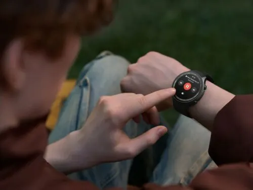 3 модели смарт-часов, которые можно брать и в 2025 году. От стильных Xiaomi до хитовых Amazfit