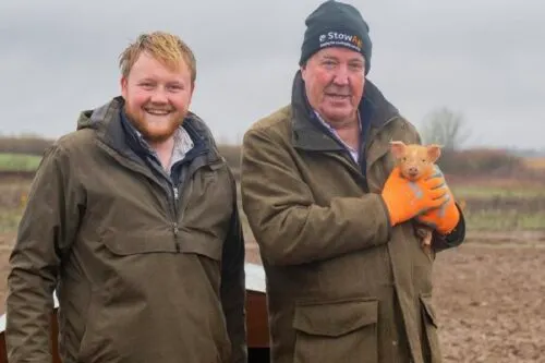 Джереми Кларксон подорвал здоровье на «Ферме Кларксона». Проблемы звезды Top Gear и The Grand Tour покажут в этом сезоне