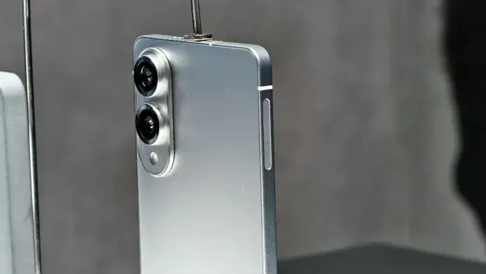 Этот флагман Samsung Galaxy очень ждут фанаты бренда, но он вам не нужен. И вот почему