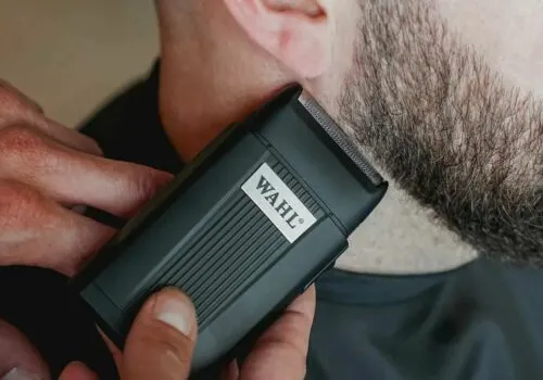 Профессиональную электробритву Wahl отдают со скидкой. Она идеальна для поездок
