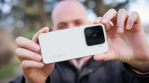 Об этом флагмане Xiaomi все забыли, а зря. Это один из лучших компактов на рынке