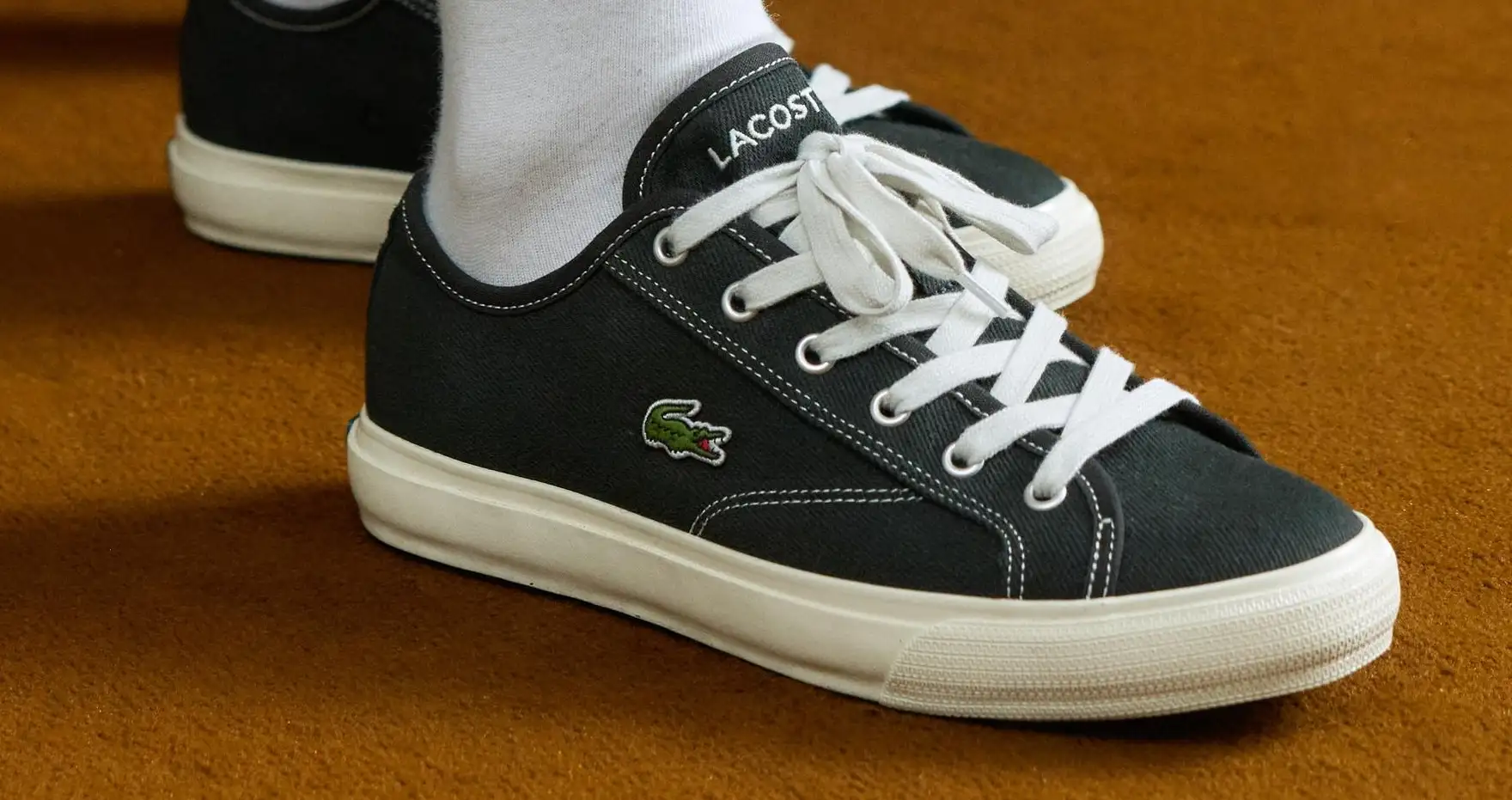 Обувь от Lacoste обесценилась на Яндекс Маркете. Теперь стоит меньше десятки