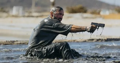 Посмотрел «Высокий сезон» – самый крутой сериал этого лета. Он может превзойти «ЮЗЗЗ»