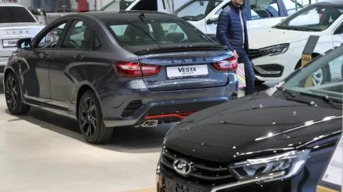 Эксперт объяснил, почему Lada Vesta на ходу блокирует руль. Оказывается, виноваты водители