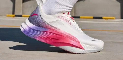 5 кроссовок из Китая, которые идеальны для тренировок. Они заменят Nike и adidas