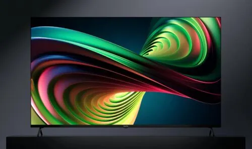 Нашли идеальный телевизор для спальни. У него 144-герцовый экран и суперудобная ОС 