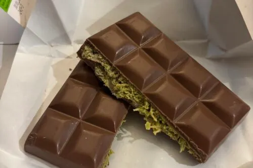 Магазины в России придумали, как продать вам почти что угодно. К названию продукта надо добавить одно волшебное слово