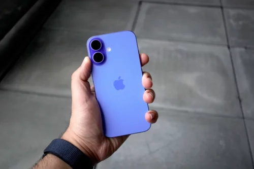 iPhone 16 очень приятно подешевел. Это отличный выбор на долгие годы