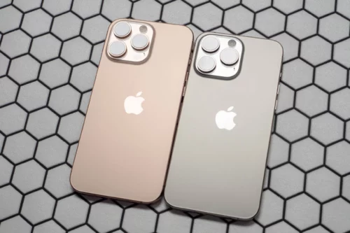 Флагманский iPhone сильно подешевел, но остался актуальным. Сейчас стоит меньше 80 тысяч